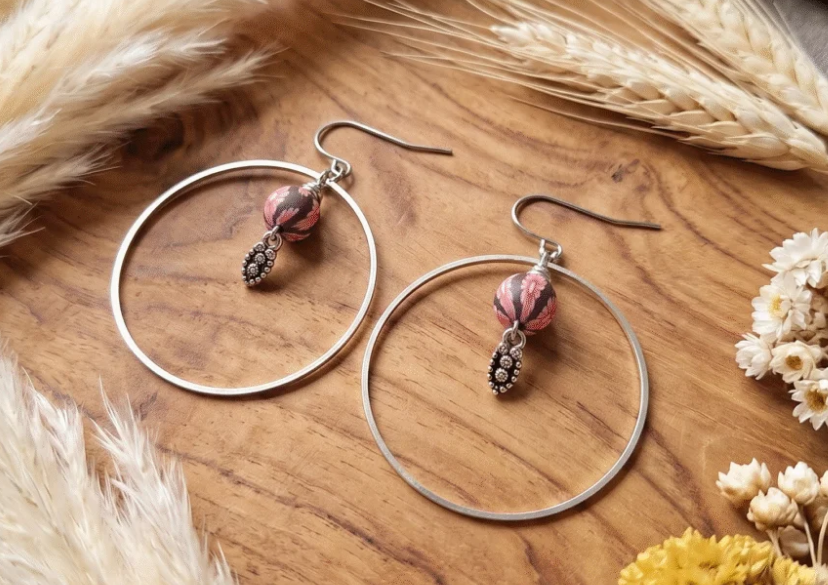 Boucles d’oreilles argentées créole motif japonais